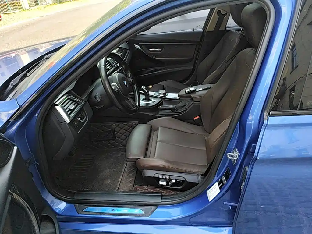 BMW 3 Series — миниатюра 15