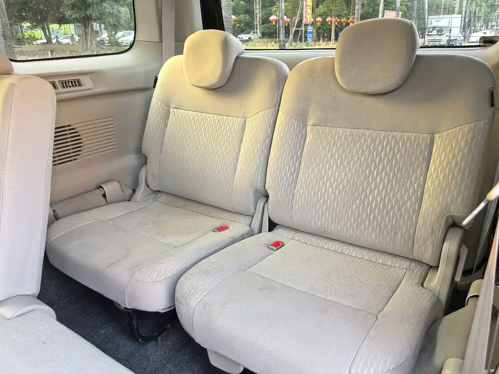 Nissan NV200 — миниатюра 11