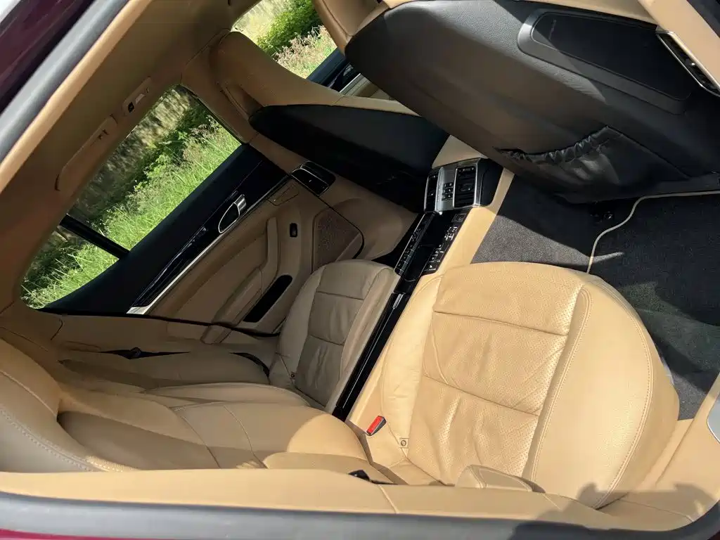 Porsche Panamera — миниатюра 8