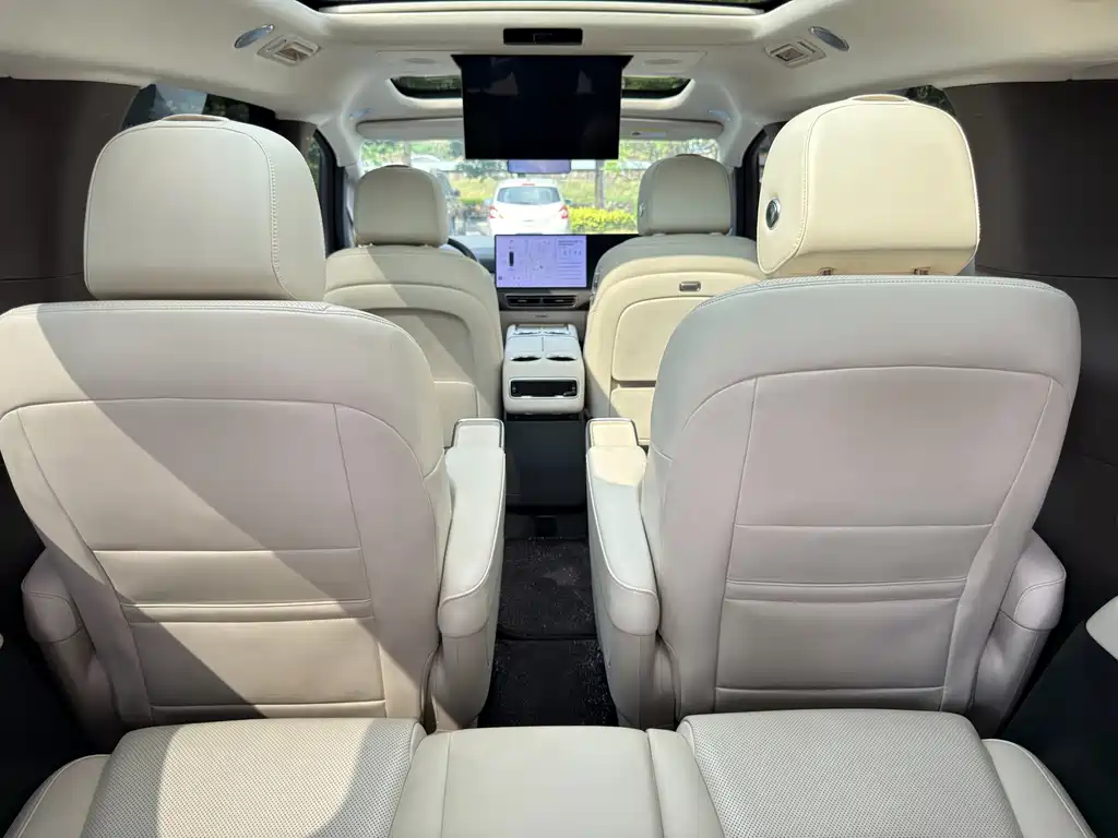 Li Auto Li MEGA — миниатюра 11