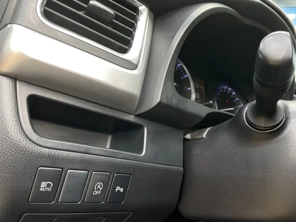 Toyota Highlander — миниатюра 10