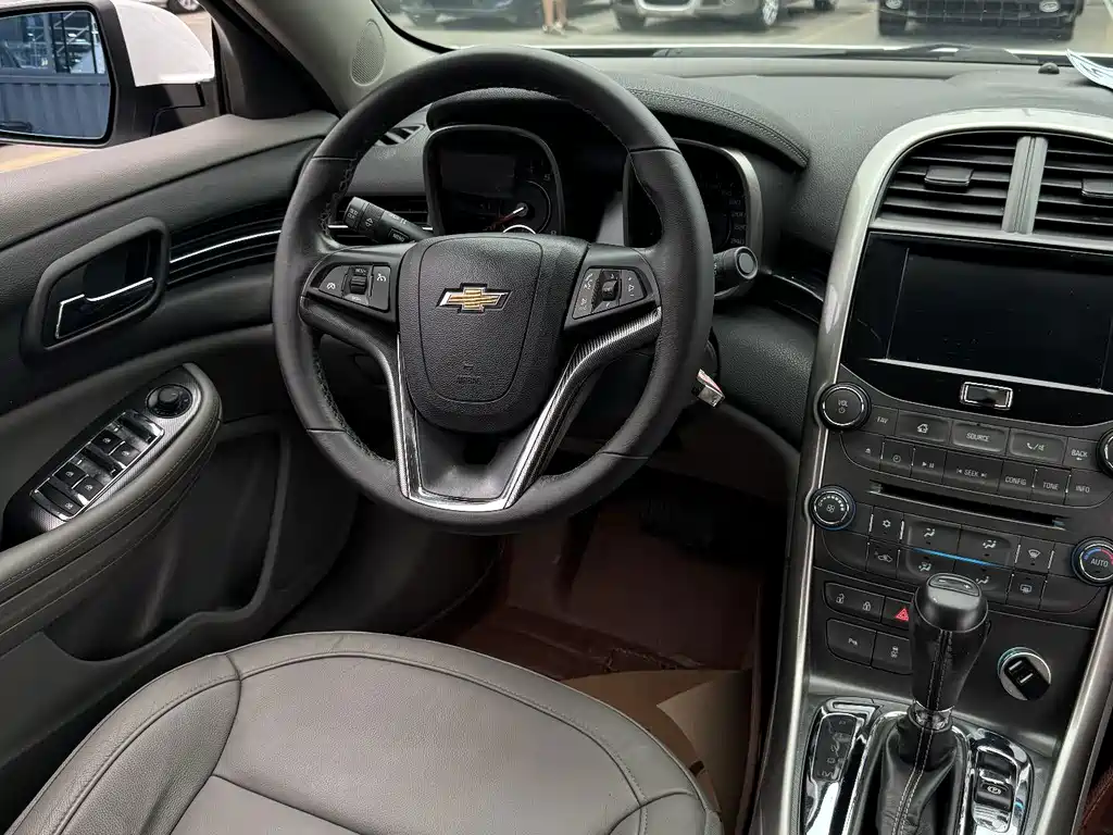 Chevrolet Malibu — миниатюра 9