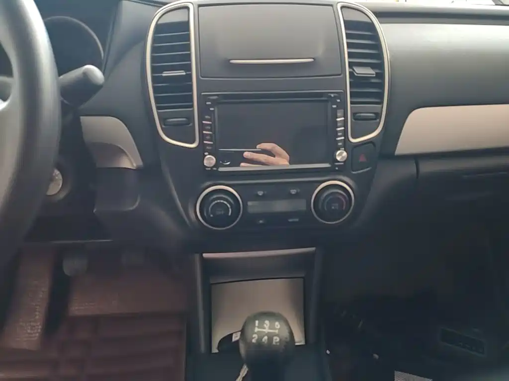 Nissan Sylphy — миниатюра 13