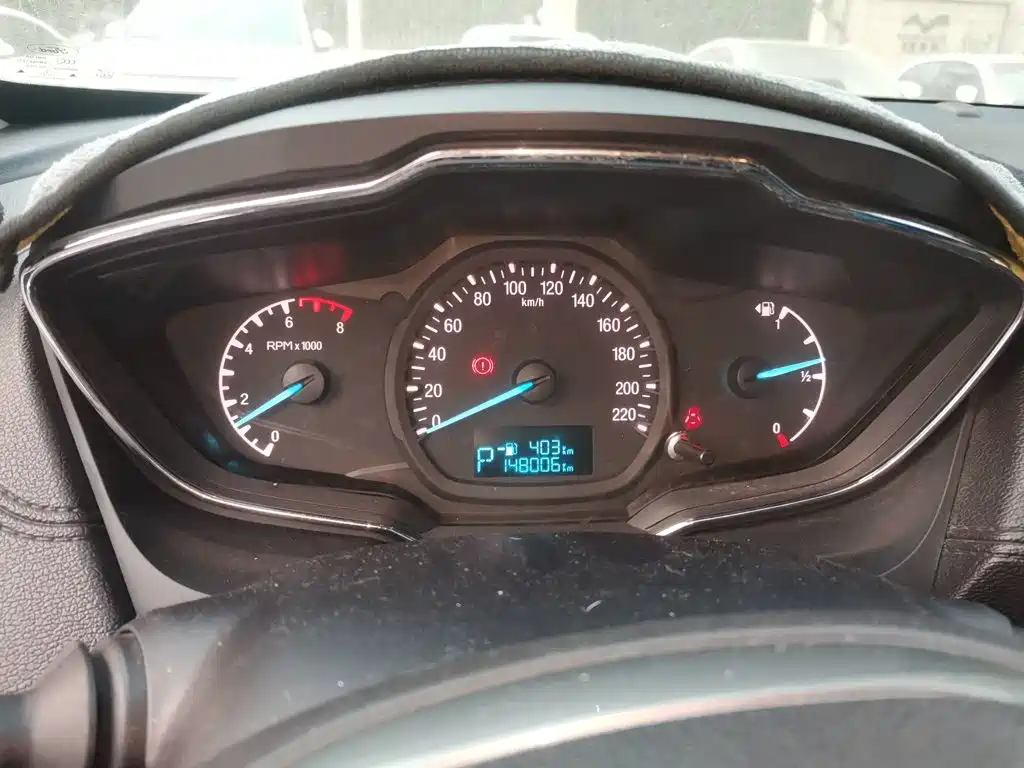 Ford Escort — миниатюра 12