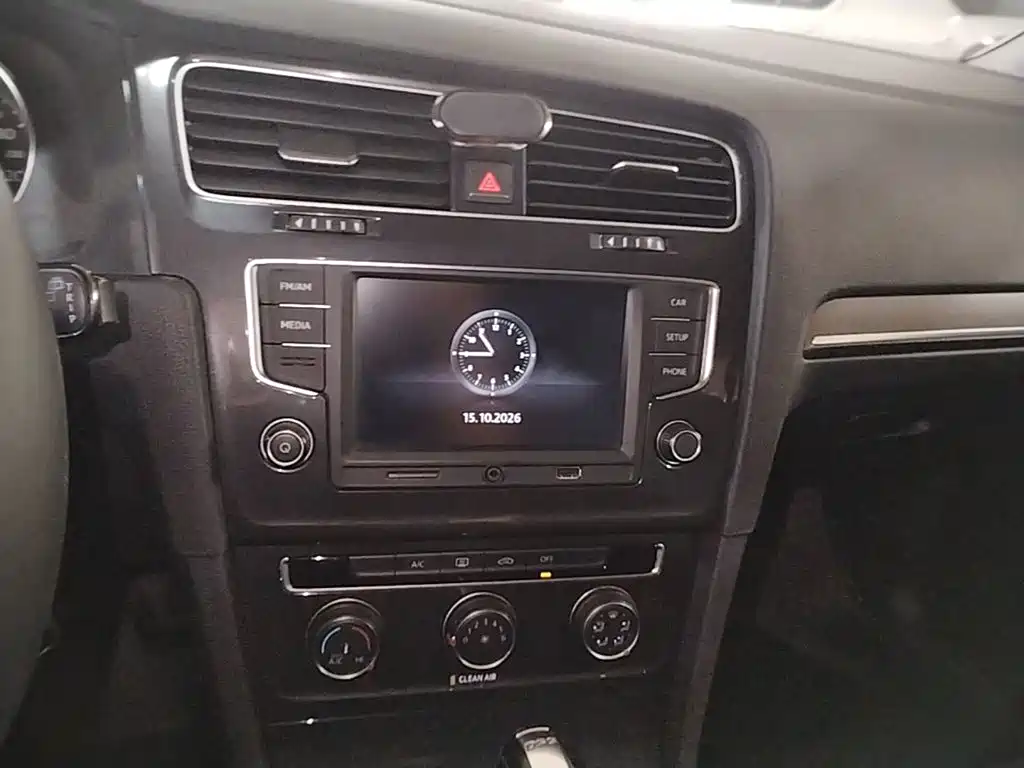 Volkswagen Golf — миниатюра 13