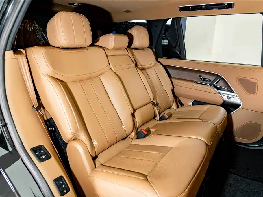 Land Rover Range Rover — миниатюра 23