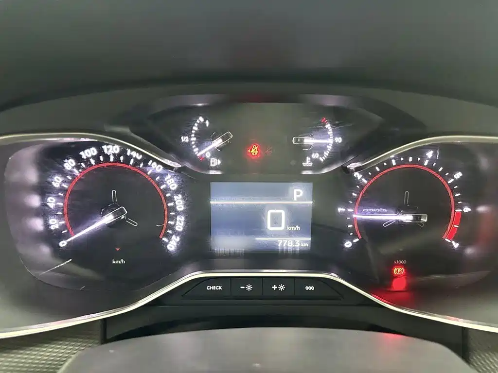 Citroen C6 — миниатюра 4