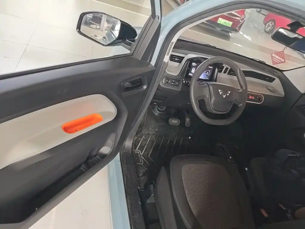 Wuling MINIEV — миниатюра 16