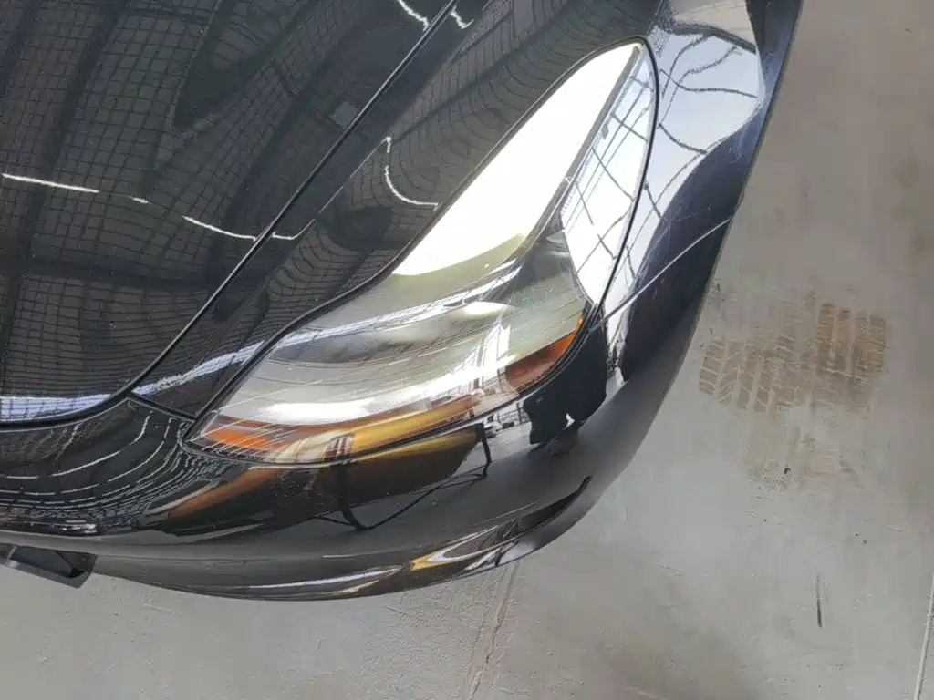 Tesla Model 3 — миниатюра 18