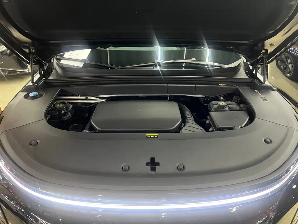 Li Auto Li L6 — миниатюра 16