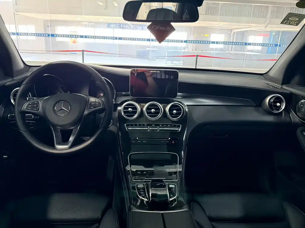 Mercedes-Benz GLC — миниатюра 4