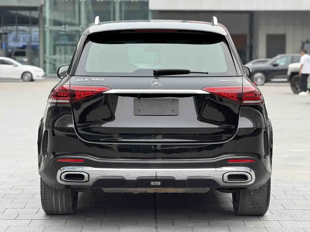 Mercedes-Benz GLE (Import) — миниатюра 16