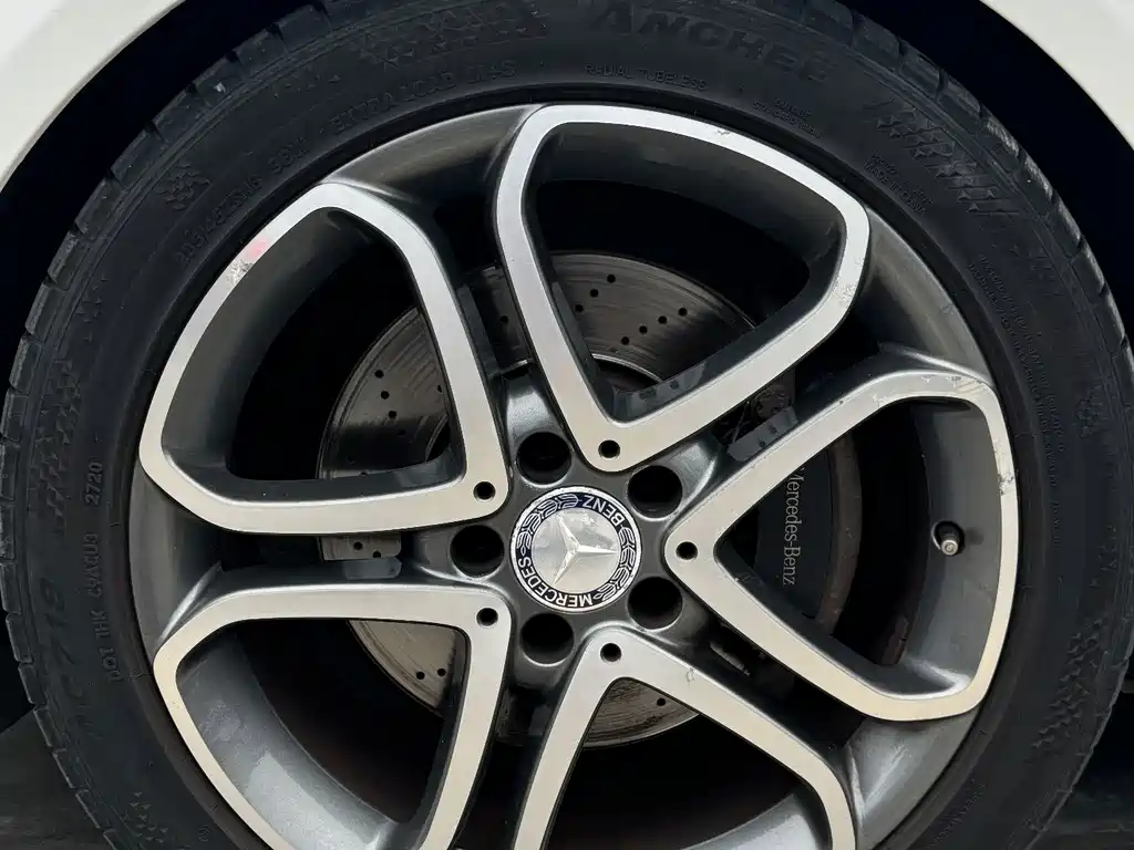Mercedes-Benz E-Class (Import) — миниатюра 10