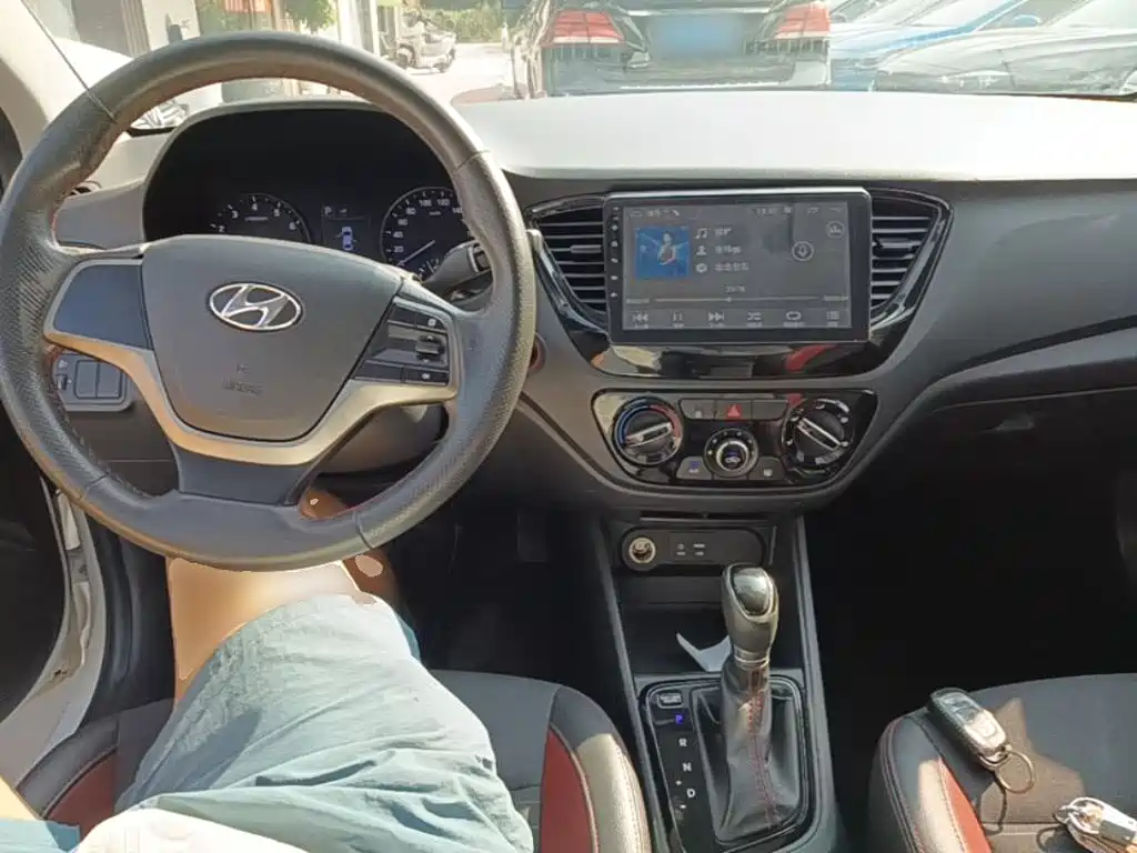 Hyundai Verna — миниатюра 10