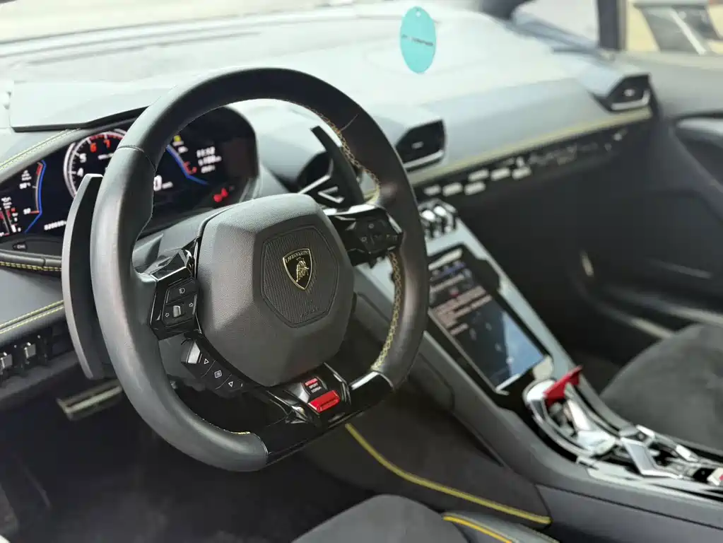 Lamborghini Huracán — миниатюра 6