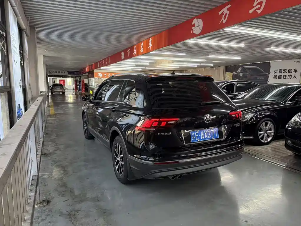 Volkswagen Tiguan L — миниатюра 9