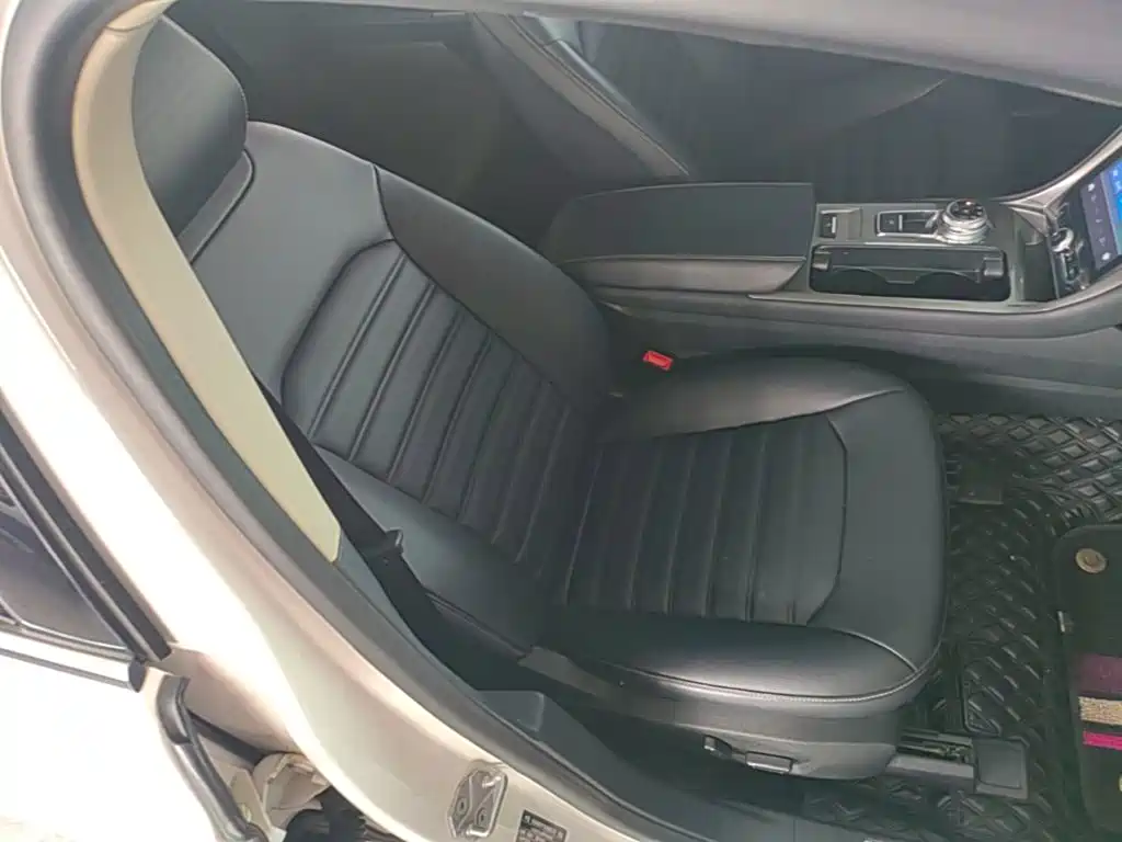 Ford Mondeo — миниатюра 25
