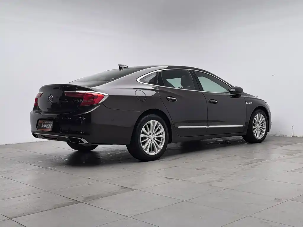 Buick LaCrosse — миниатюра 2