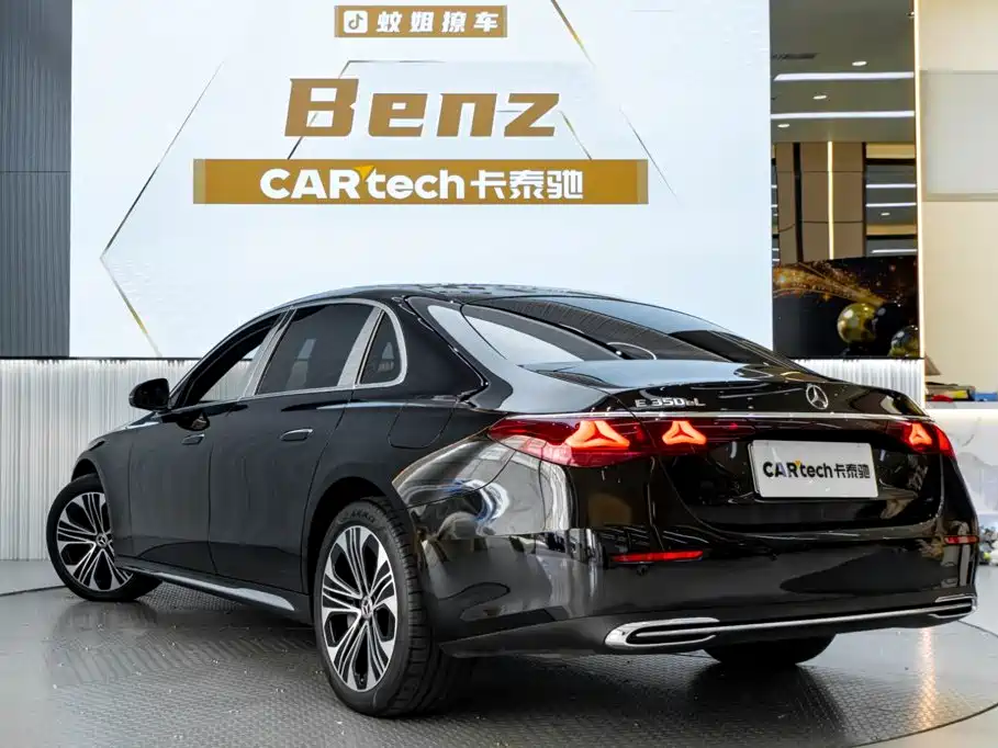 Mercedes-Benz E-Class New Energy — миниатюра 6