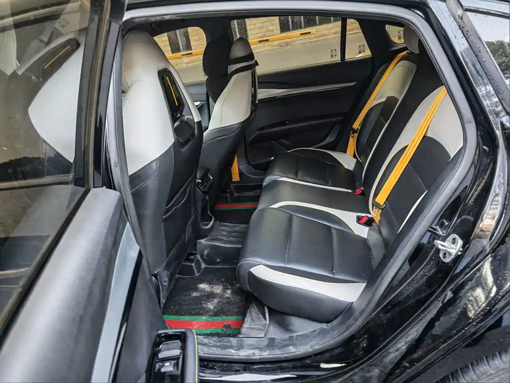 MG MG5 Scorpio — миниатюра 6