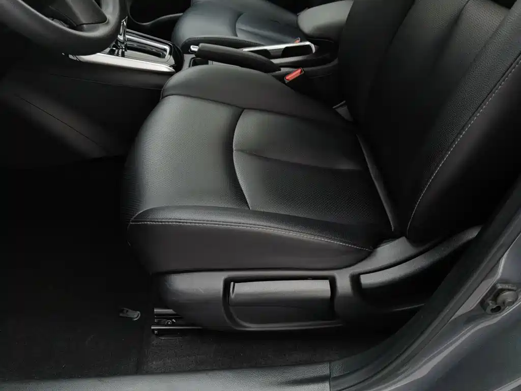 Nissan Sylphy — миниатюра 20