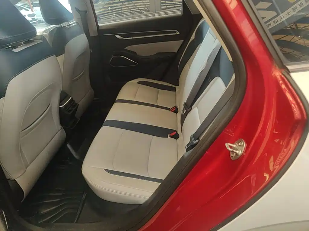 Geely Emgrand — миниатюра 17