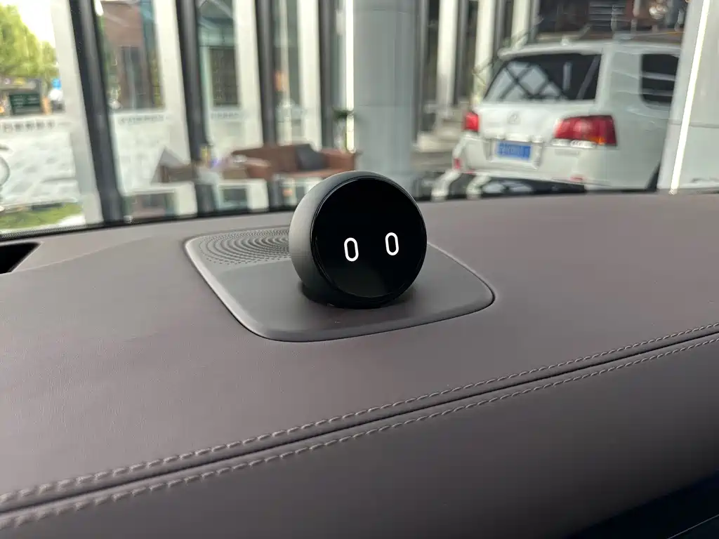 NIO ES9 — миниатюра 15