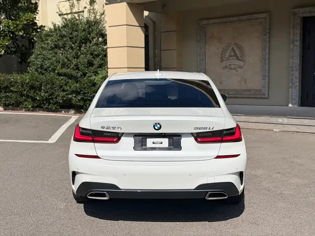 BMW 3 Series — миниатюра 7