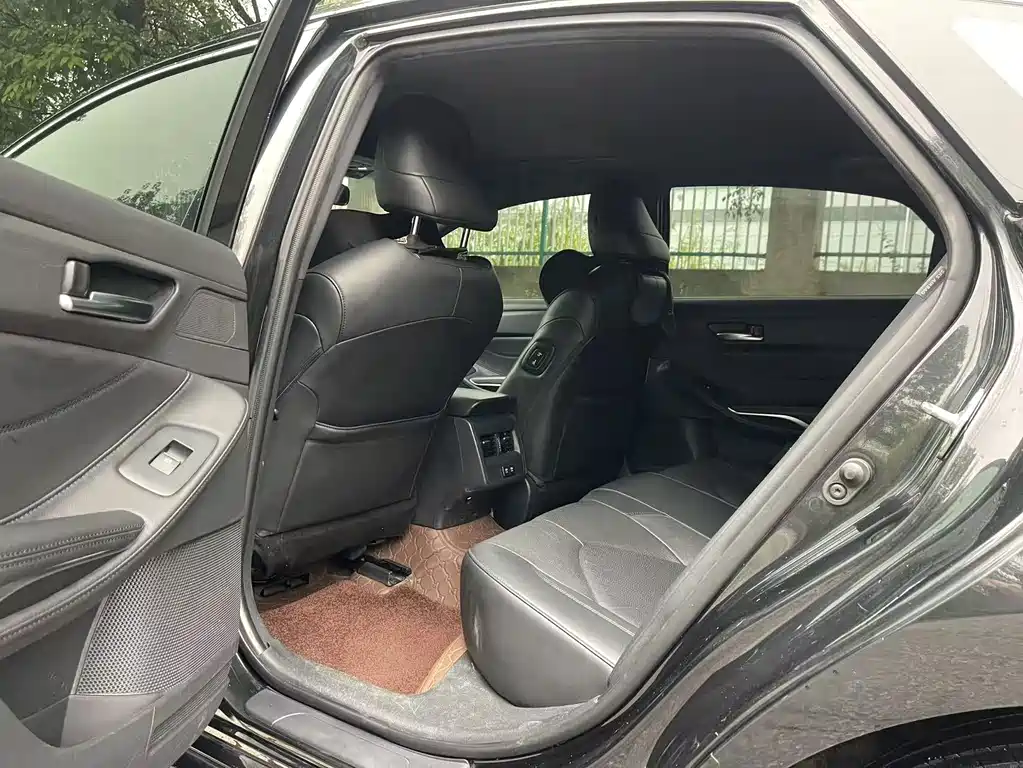 Toyota Avalon — миниатюра 4