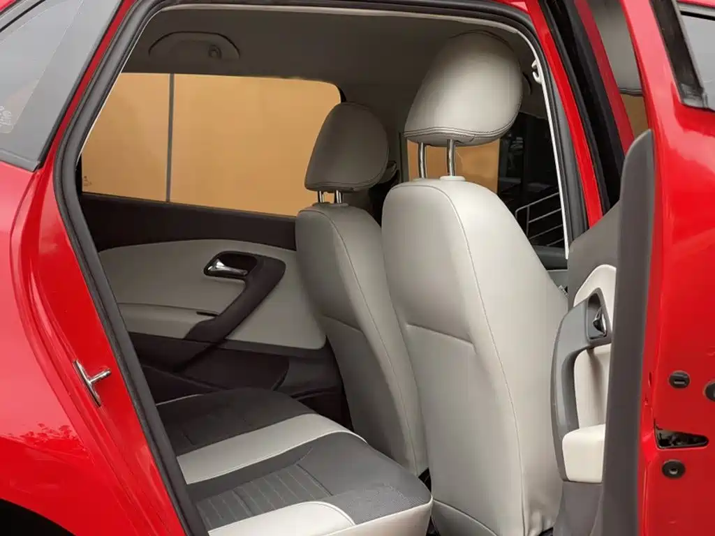 Volkswagen Polo — миниатюра 11