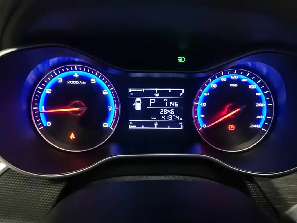 Geely Vision — миниатюра 12
