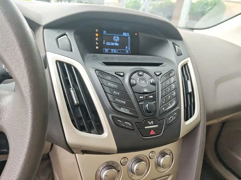 Ford Focus — миниатюра 15