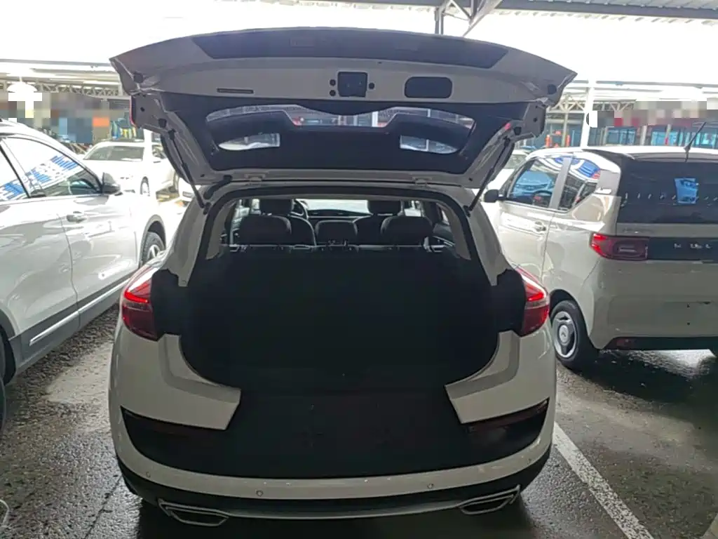 Geely Emgrand GS — миниатюра 19
