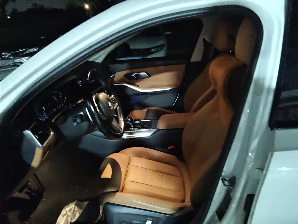 BMW 3 Series — миниатюра 3