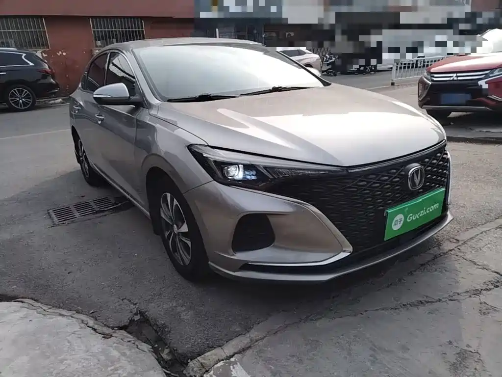 Changan Eado — миниатюра 4