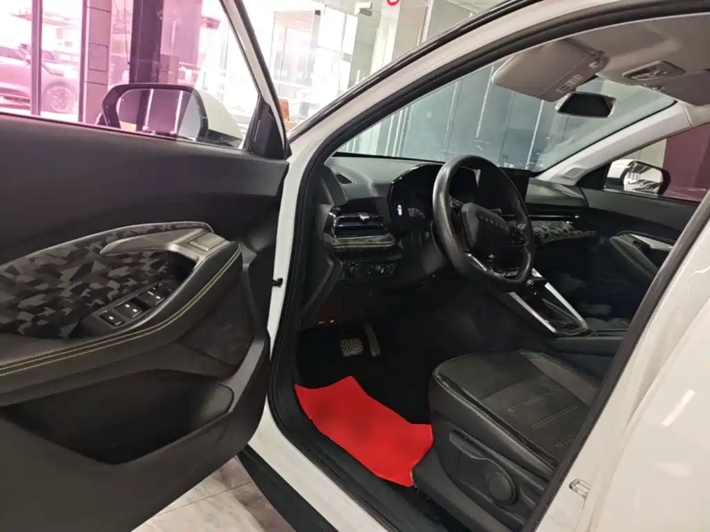 Baojun RS-3 — миниатюра 16