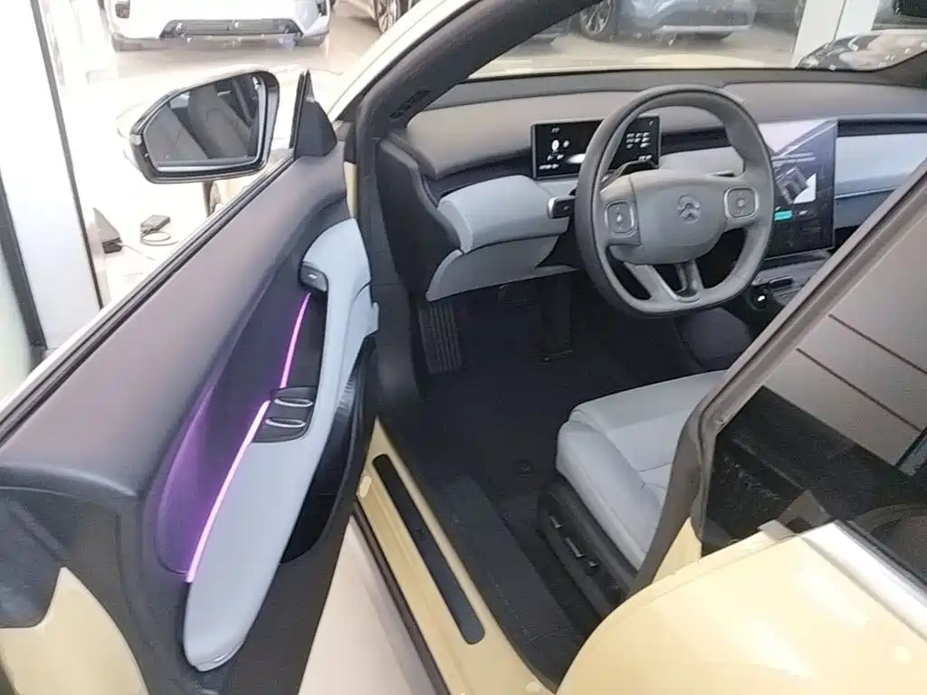 NIO ET5T — миниатюра 16