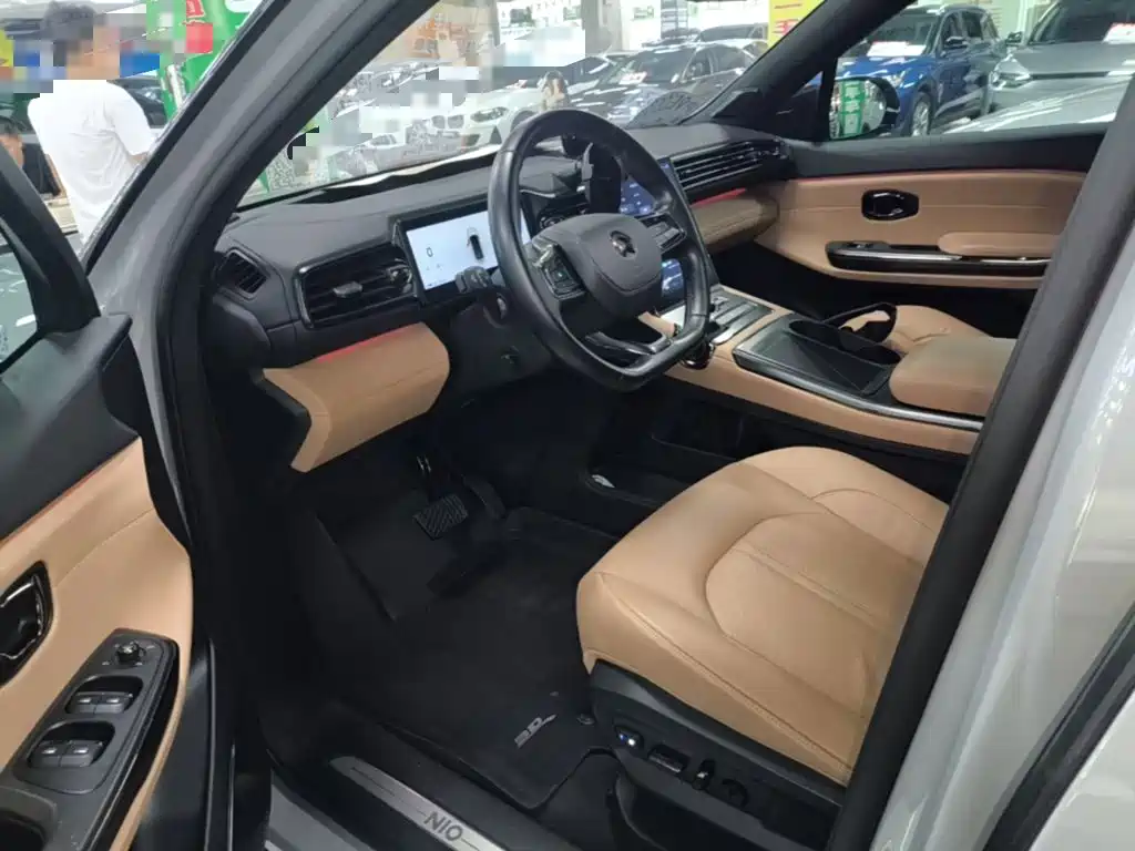 NIO ES6 — миниатюра 16