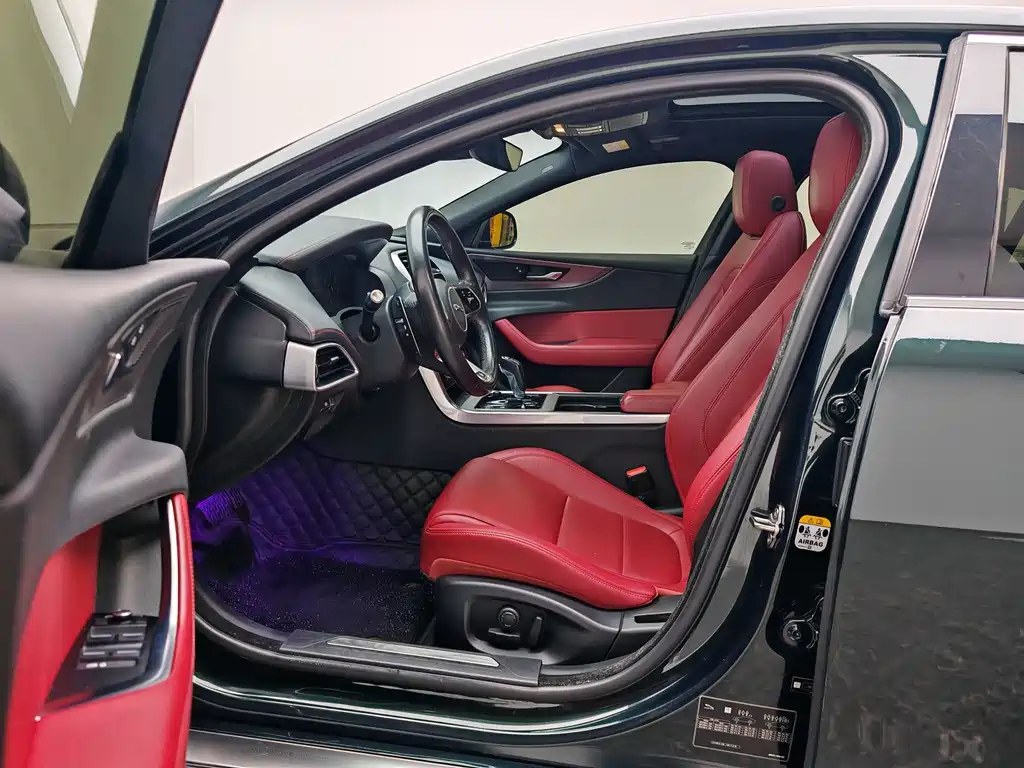 Jaguar XEL — миниатюра 14