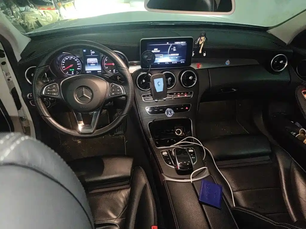 Mercedes-Benz C-Class — миниатюра 10