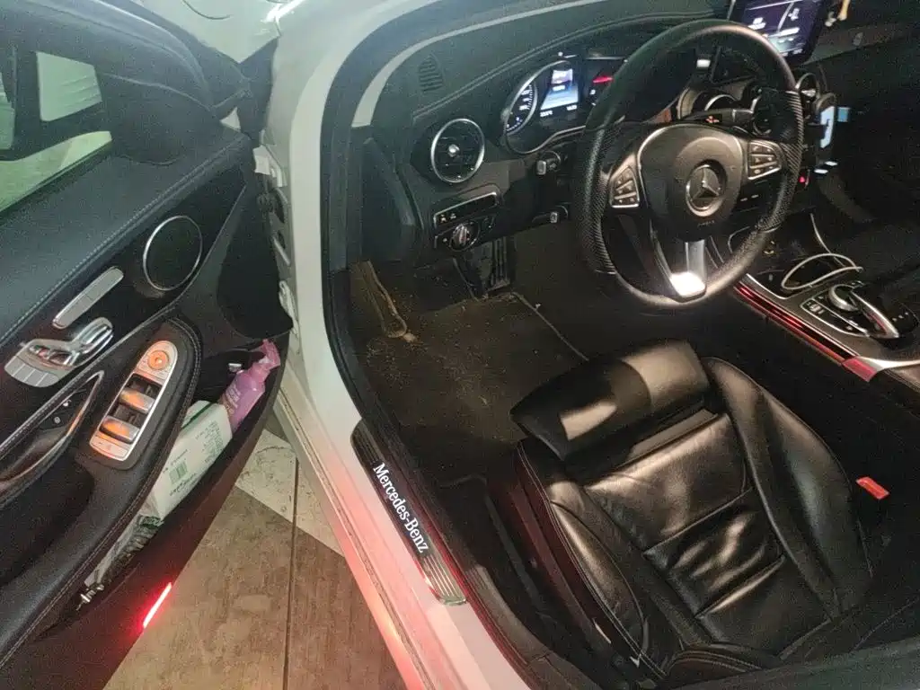 Mercedes-Benz C-Class — миниатюра 17