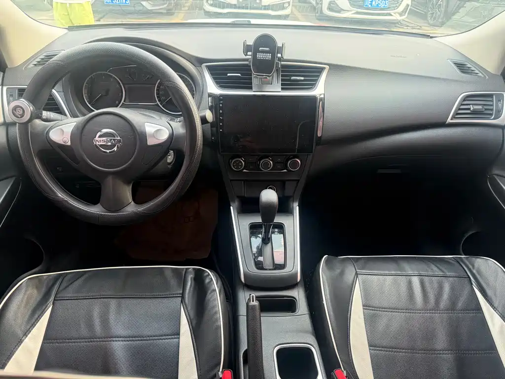 Nissan Sylphy 2025 1.6L CVT