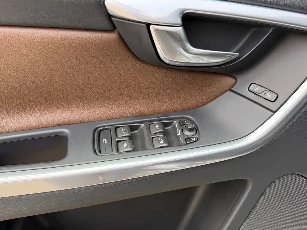 Volvo XC60 — фотографии объявления, Фото 19