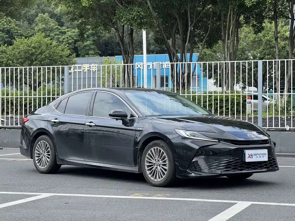 Toyota Camry 2024 2.0HGVP Luxury