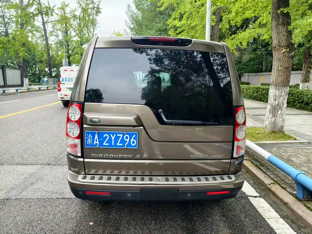 Land Rover Discovery — миниатюра 8
