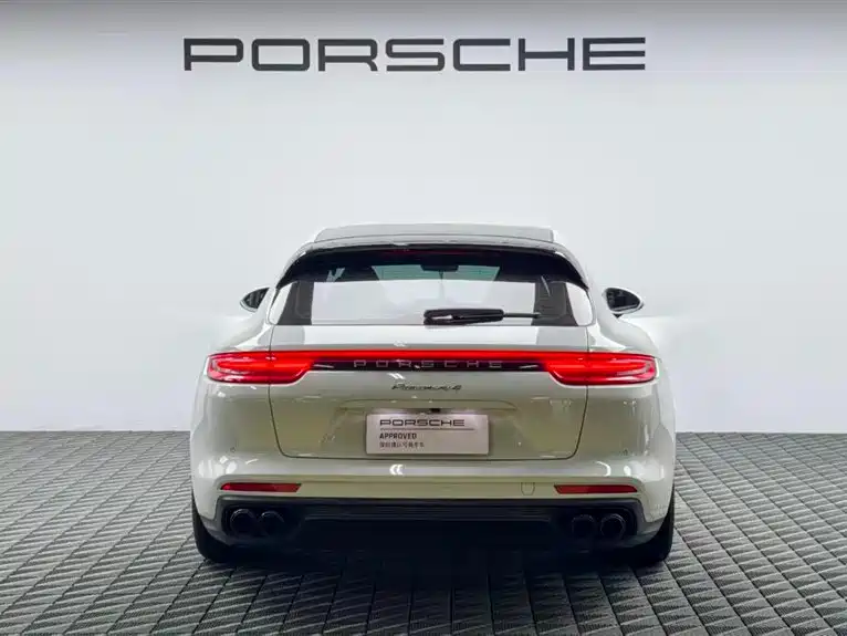 Porsche Panamera 2017 Panamera 4 Sport Turismo 3.0T