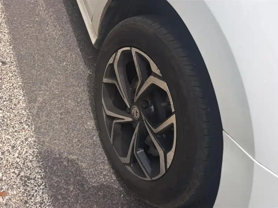 MG 5 2023 180DVVT MT