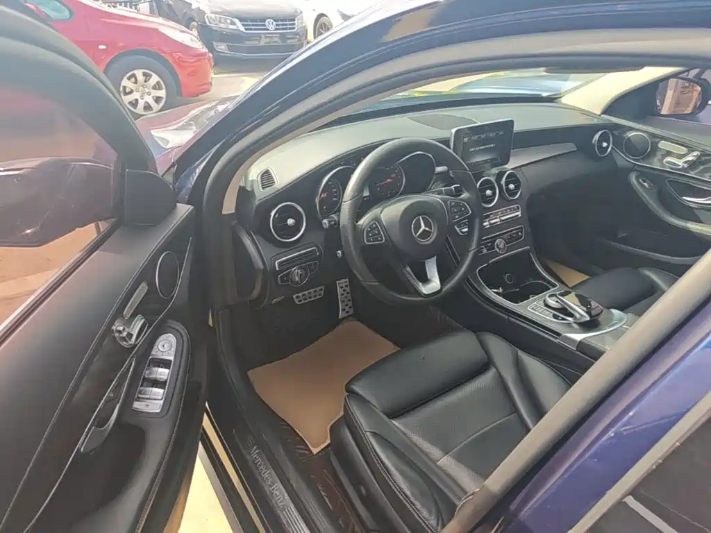 Mercedes-Benz C-Class — миниатюра 16