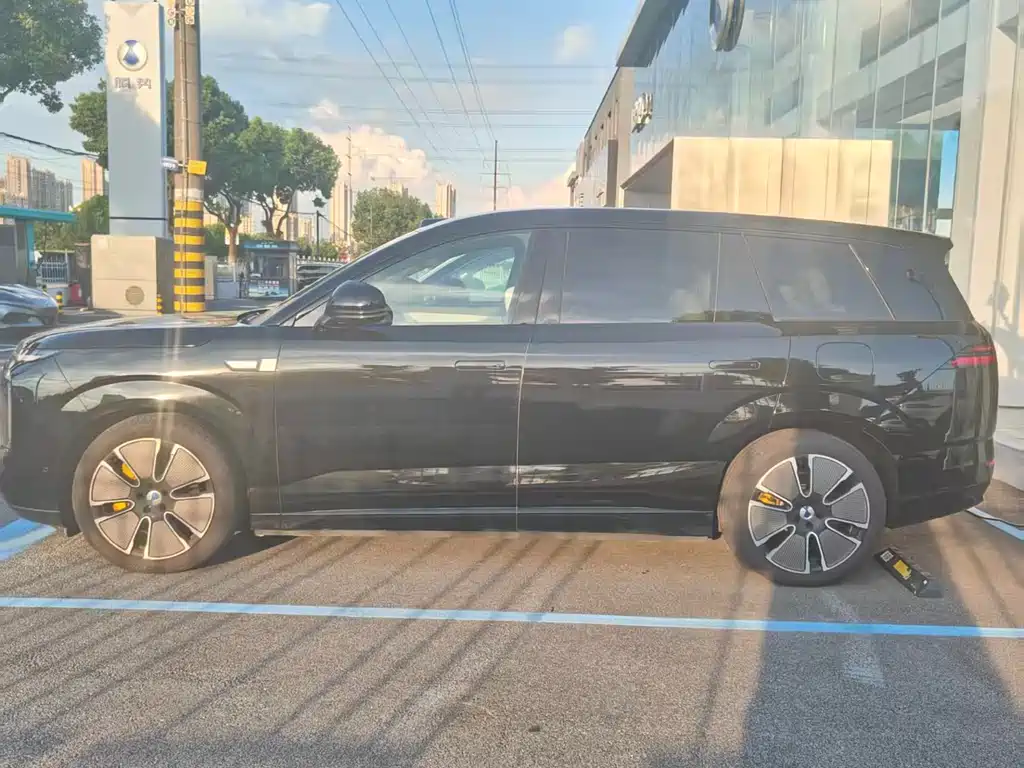 Denza N8L 2025 Flagship
