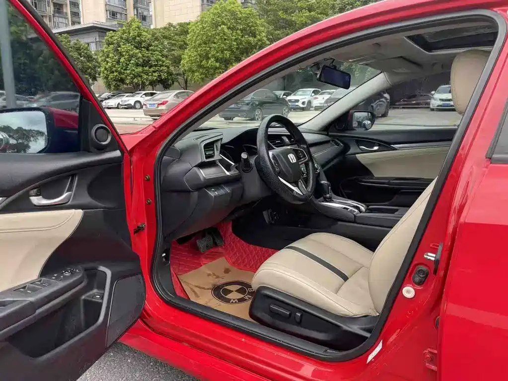 Honda Civic — миниатюра 4